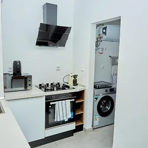Thea Aparthotel
